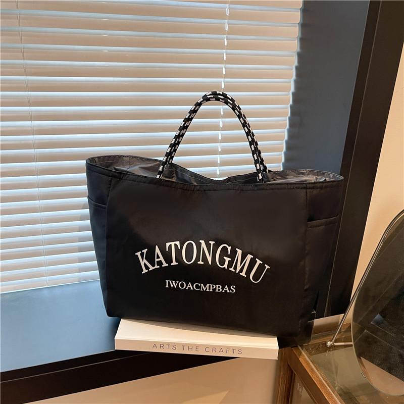 

Fashion Shopping Tote Bag Commuter Portable Lunch Box Bag Versatile Going Out Lightweight Tote Bag чёрный