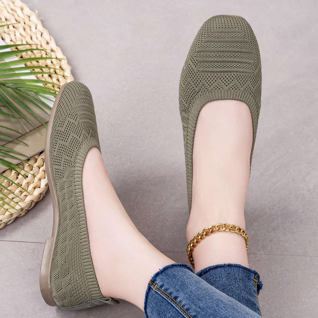Ladies' Casual Fashionable and Versatile Spring New Flat Bottomed Cloth Shoes Soft Soled Casual Shoes One Foot Women's Shoes