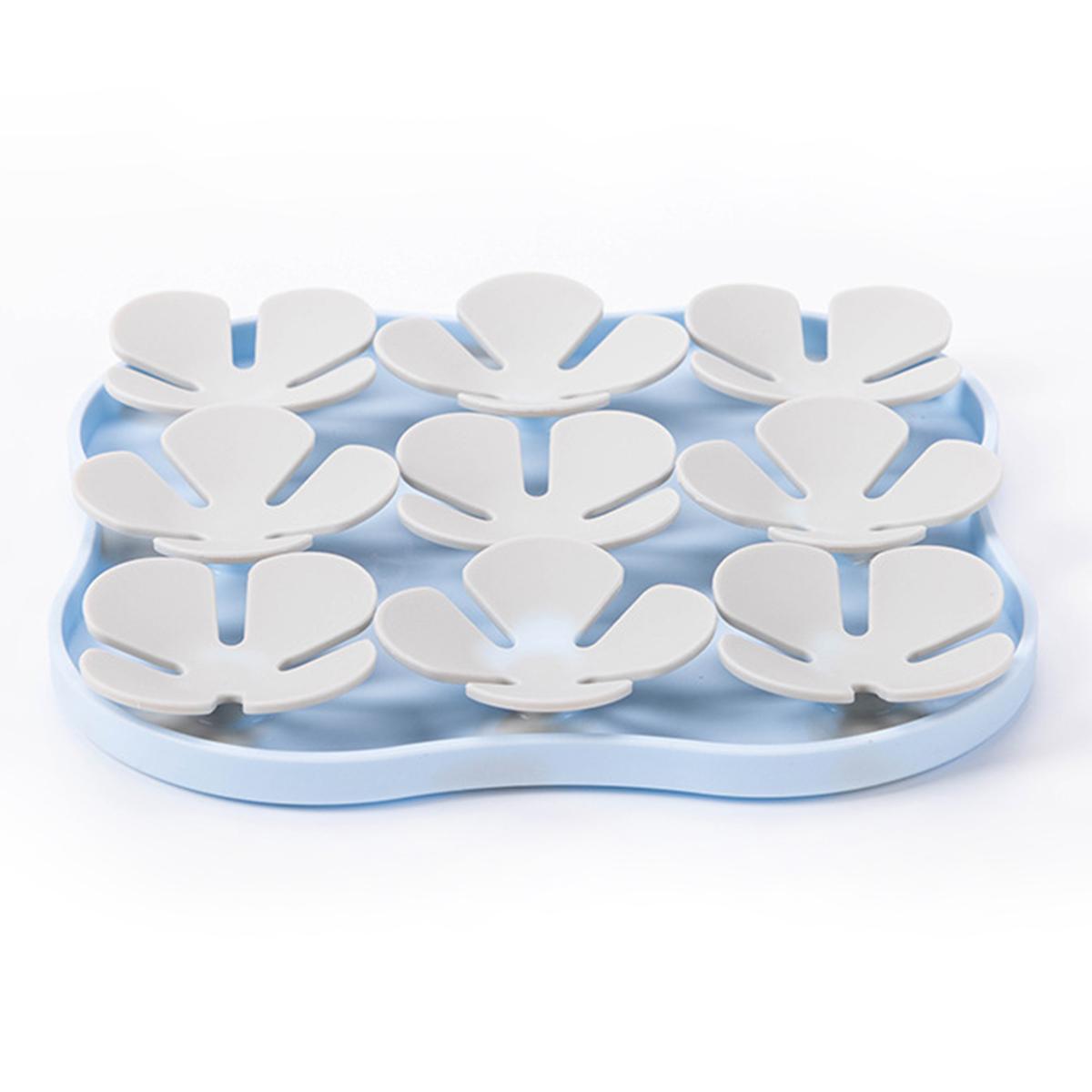 

Flower Shape Silicone Cat Dog Licking Bowl Anti-Choking Food Mat Gift with Suction Cups (FDA Certified) A