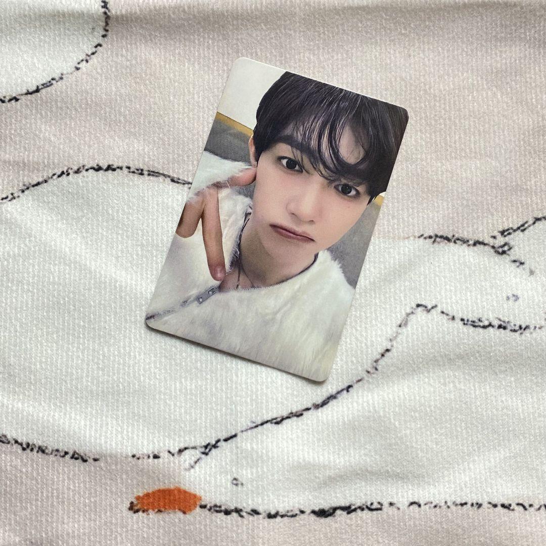 

[USED] ZB1 Zhang Hao Zebewan loses trading card rock-paper-scissors