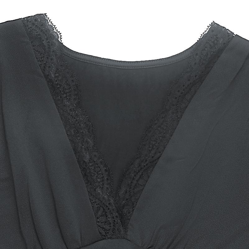 Elegantní krajkové večerní šaty s výstřihem do V a slim-fit střihem