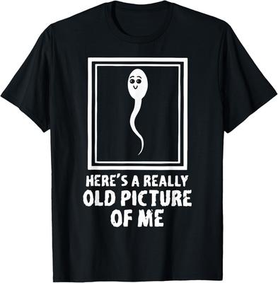 Aquí hay una foto mía muy antigua divertida esperma cumpleaños unisex camiseta