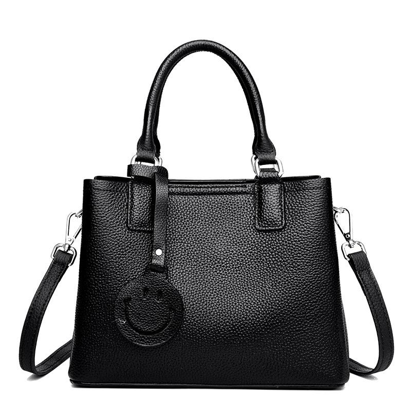 Leather women s handbag new trendy fashion shoulder messenger bag first layer cowhide large capacity women s bag чёрный