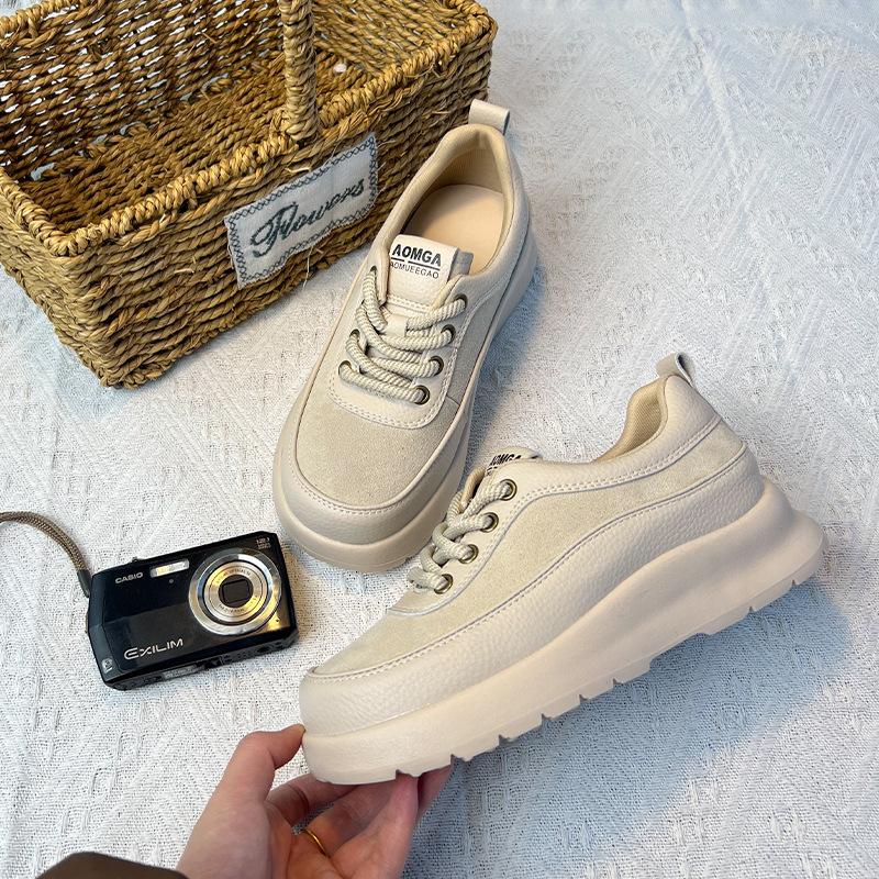 Retro little white shoes 2026 spring thick-soled heightening shoes women's casual board shoes women's shoes soft soles are not tired