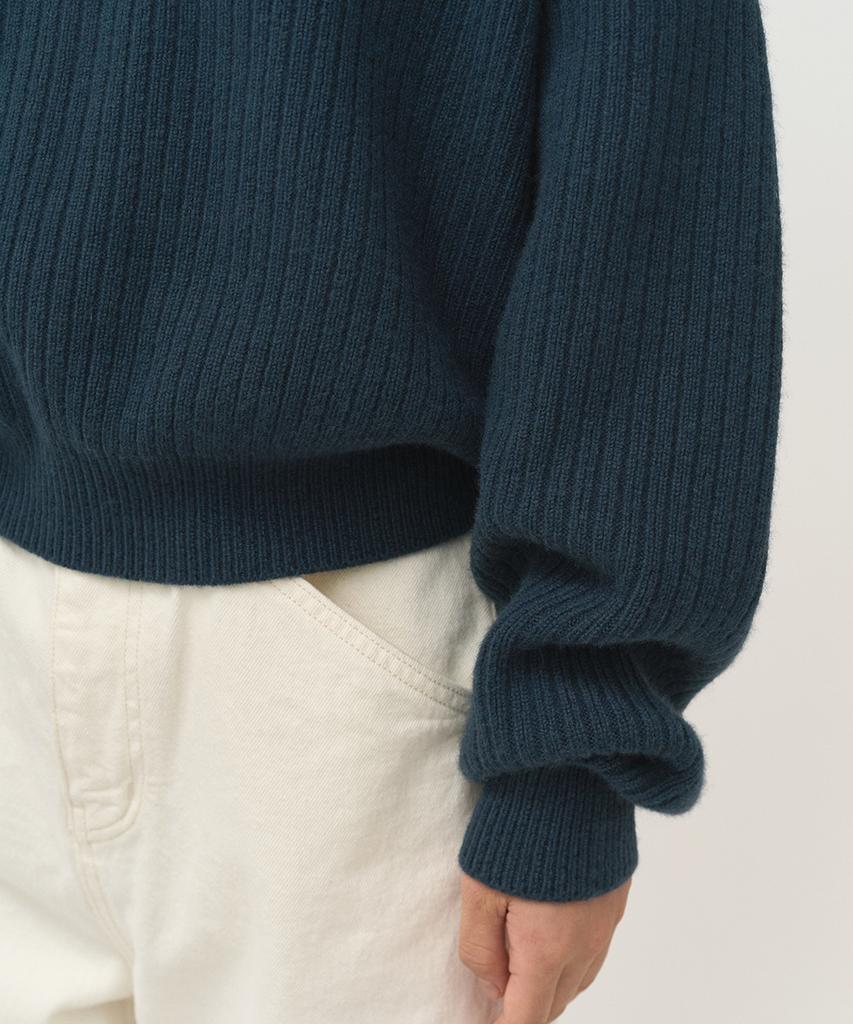 Leopeusaideuhwaiteulabel Classic Crewneck Knit Blue Night