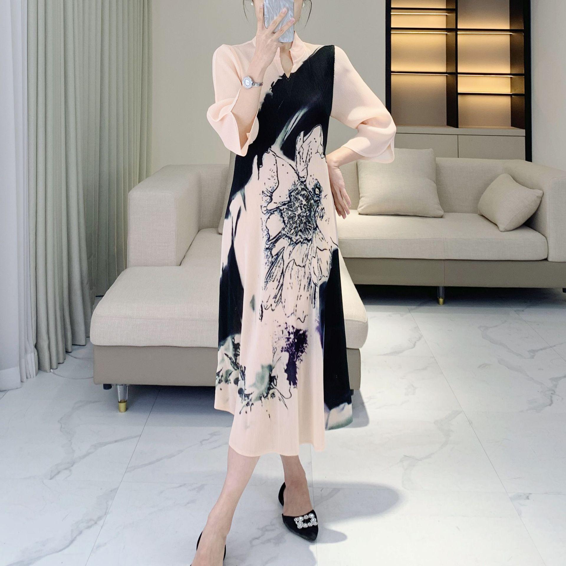 

Летнее 2025 Женское изысканное плиссированное длинное платье - Новый китайский стиль One Size [fits 90-150 jin] абрикосовый