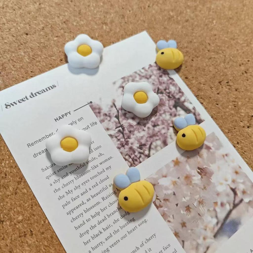 Adorable Plumeria Bee Felt Thumbtacks for Creative Photo Walls