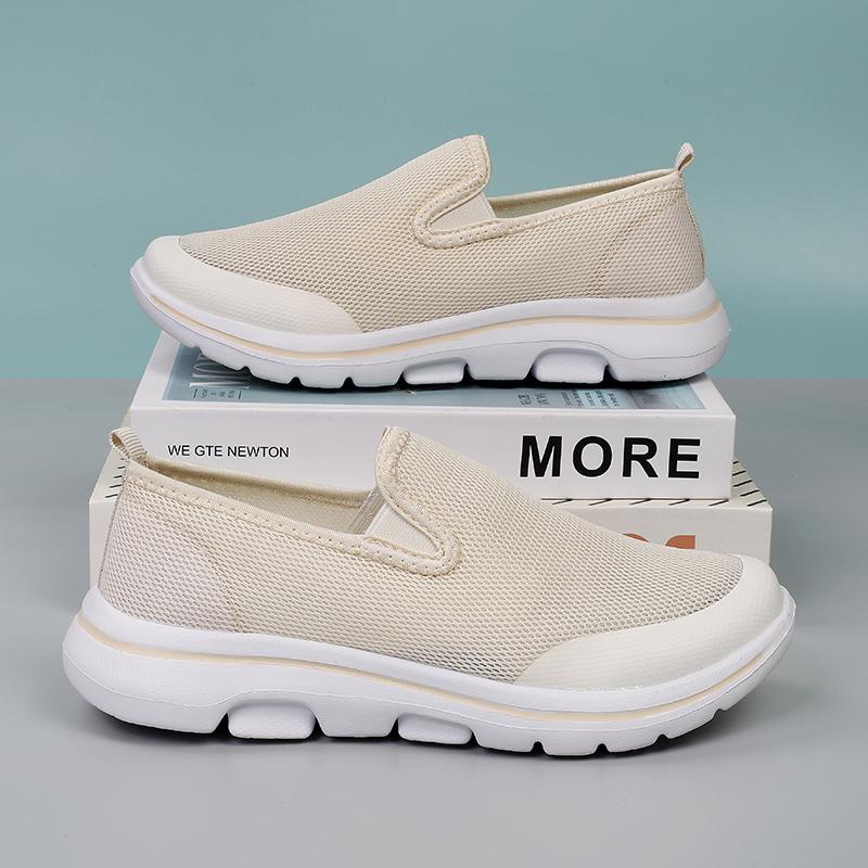 Men's Casual Shoes Designer Shoemaker Summer Sports Shoes Lazy Shoes Car Stitching Solid Color 2024 Vulcanized Shoes Are Good