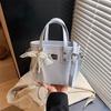 2025 summer high-end exquisite handbag bag women's shoulder messenger bag fashionable versatile bucket bag