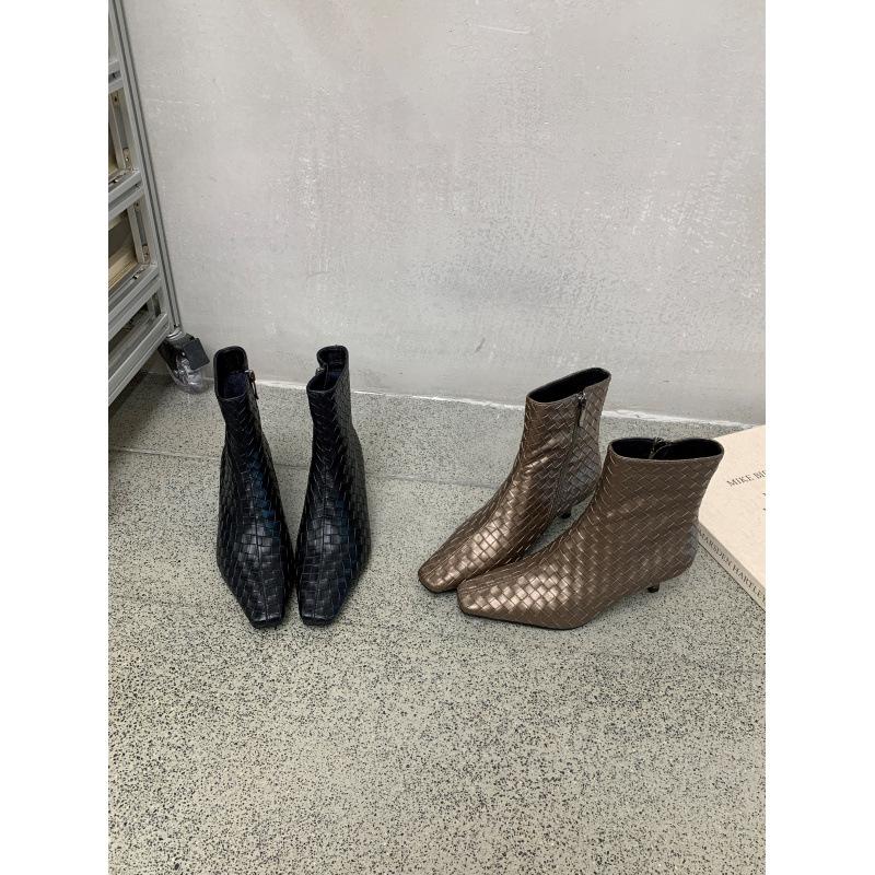 Autumn and Winter Woven Short Boots Fashionable Versatile Square Head Rear Zipper Easy To Wear Versatile Temperament Explosive French Cat and Women