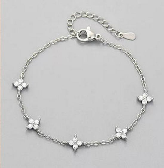 18K Gold Plated Four-Leaf Clover Star Necklace with Zircon and Sterling Silver for Elegant Women