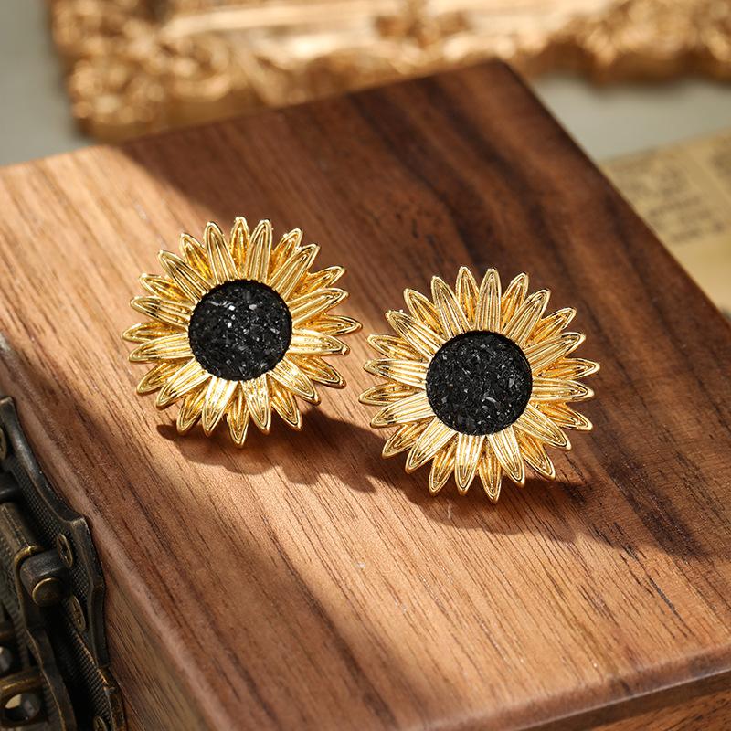 

Women s Light Luxury Design Elegant Vintage Sunflower Earrings Fashionable And Versatile Niche Design Earrings Daily Accessories
