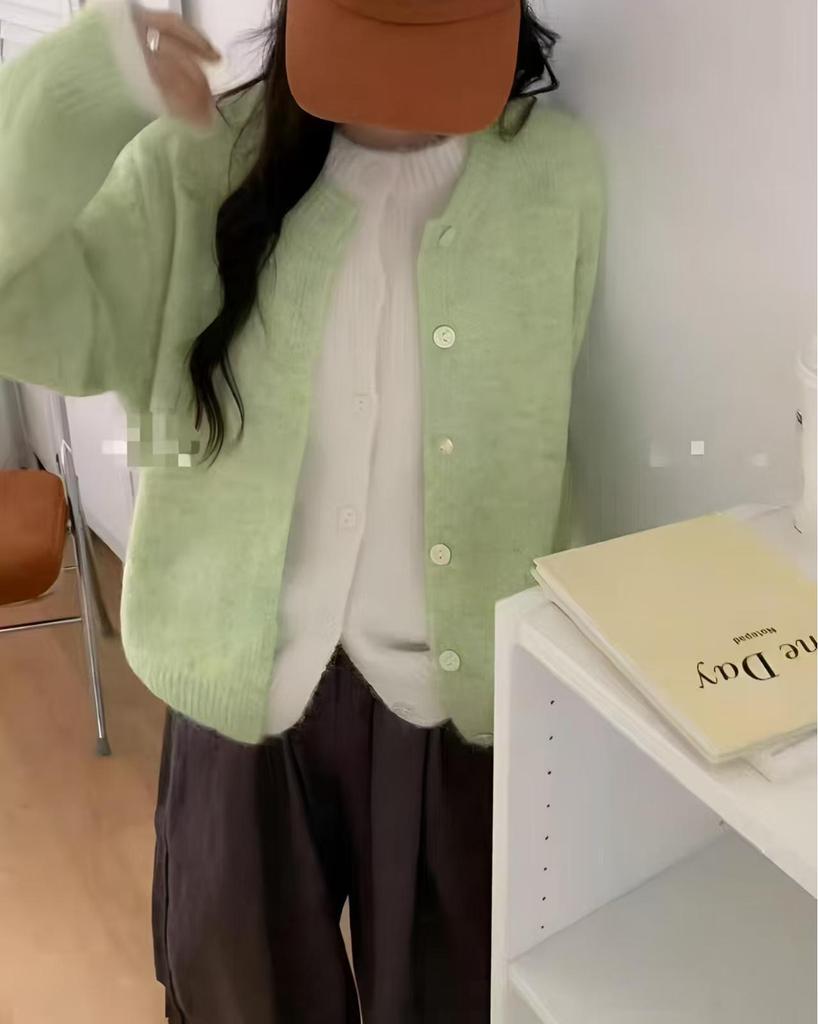Korean Style Knit Cardigan: 2025 Autumn/Winter Color Block, Casual Loose Slimming College Style Sweater