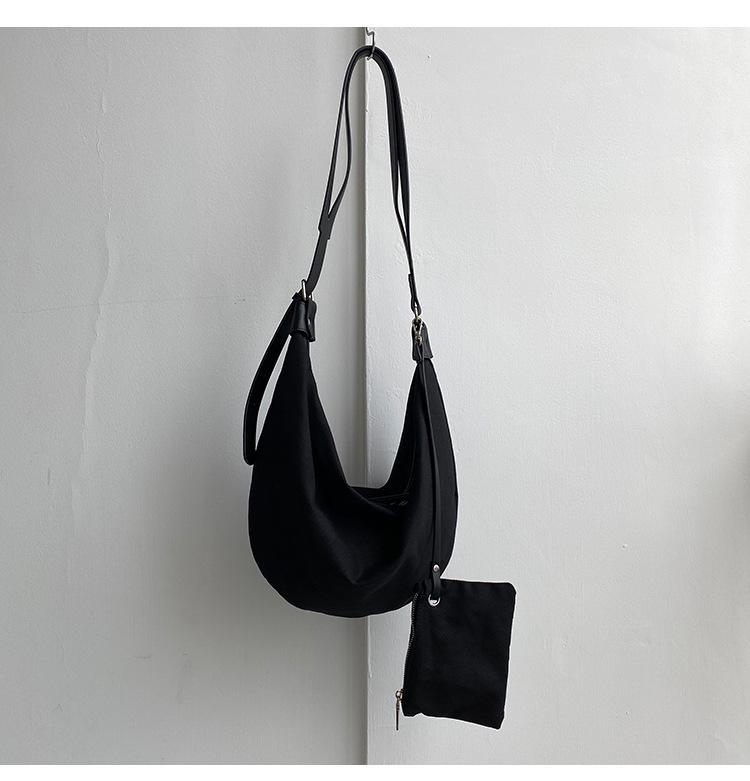 

Canvas Bag Korean Lazy Casual Cross-body Large Capacity Niche Fashionable All-matching Commuting Shoulder Female чорний