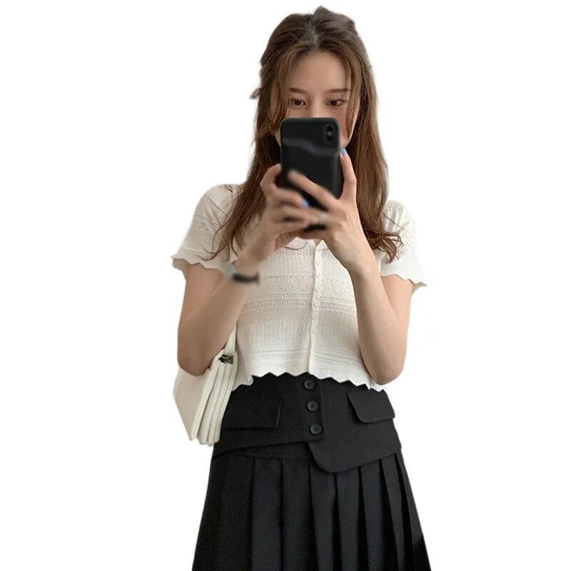 

Женские трикотажные топы с короткими рукавами и V-образным вырезом с открытым пупком One Size