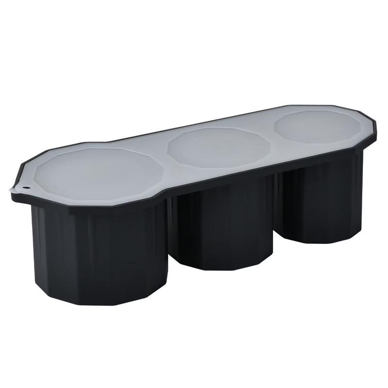 

Silicone Ice Cube Trays
