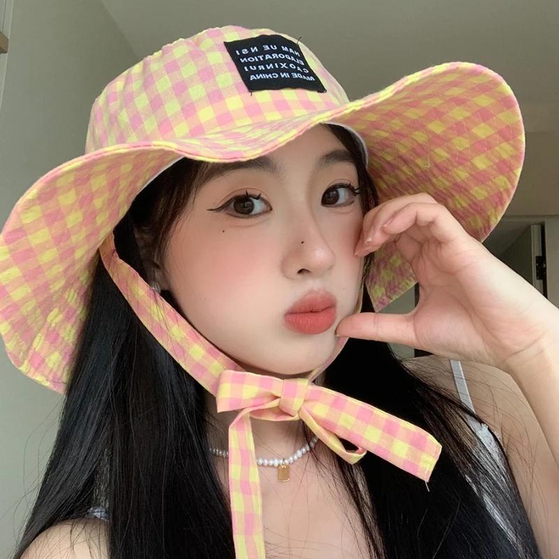 Ins Popular Niche Retro Plaid Strap Bucket Hat Spring Summer Travel Versatile Fashion Wide Brim Sun Protection Women'S Sun Caps