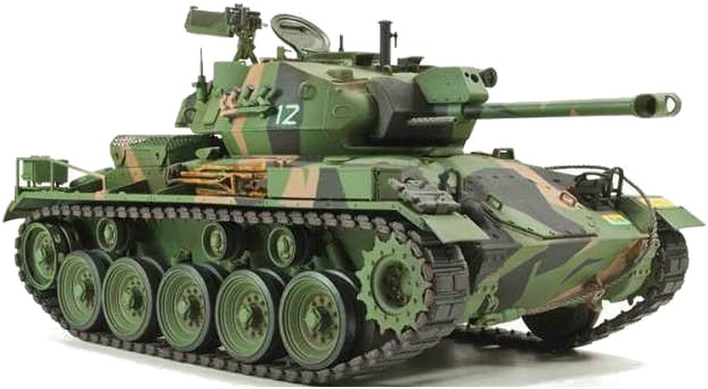 

AFV CLUB Norwegian Army Light Tank FV35S82 Plastic Model 1/35 NM-116