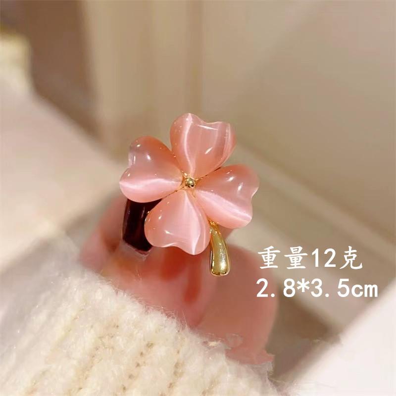 Clover Brooch Women's Pin Fixed Clothes Accessories Anti-light Button Shirt Suit Corsage