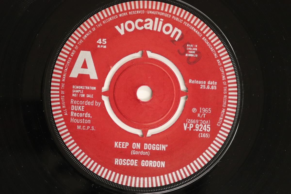 

7inch Record ROSCO GORDON - Keep On Doggin / Bad Dream VP9245PROMO VOCALION 1965 UK Blues Used