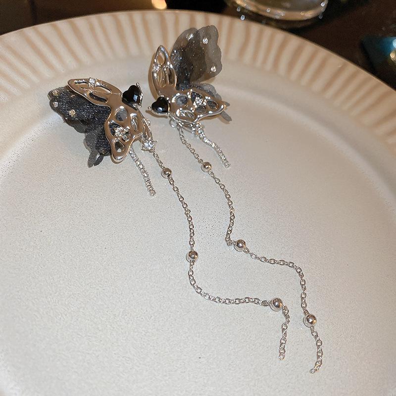 Silver Needle Diamond Fringed Butterfly Earrings Super Fairy Temperament Earrings 2025 Sweet and Cool Style Jewelry