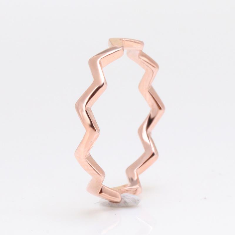 Pan Jia Silver-Plated Zigzag Ring: Classic  Fashionable European Style Stacking Birthday Ring Size 54