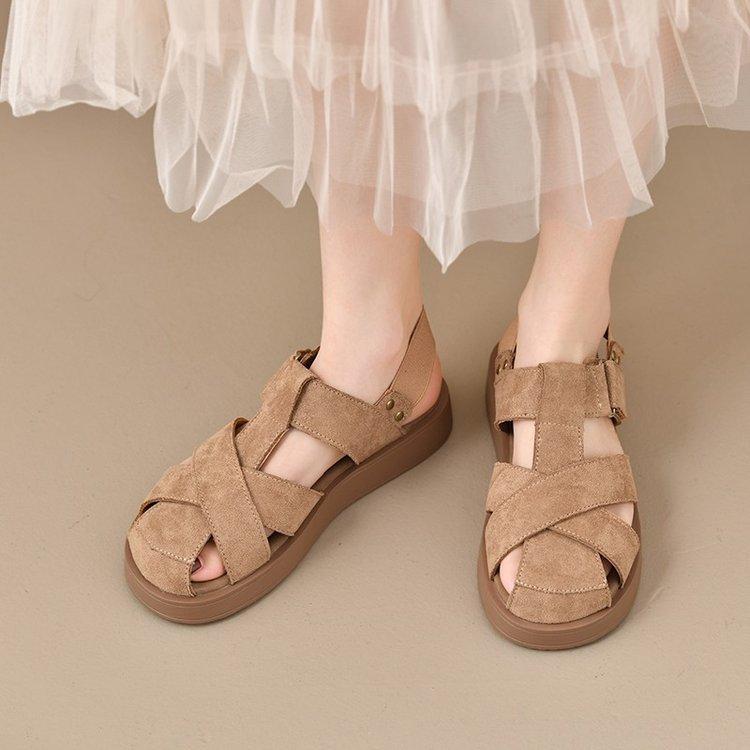Baotou French gentle sandals women's summer wear 2025 new versatile soft sole try fairy style Roman shoes