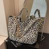 2025 Women's Leopard Print Canvas Tote Bag with Large Capacity – Shoulder & Handbag Trend