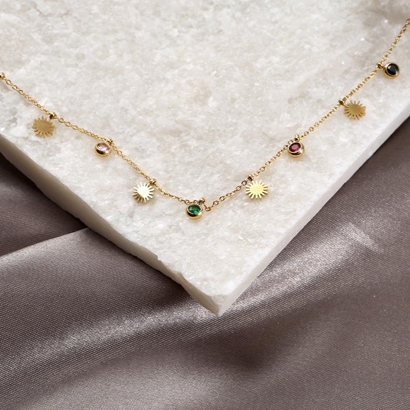 Luxury Titanium Steel Sun Necklace Women Stainless Steel Zircon Colorful Stone Pendant INS Fashion Jewelry золотистый