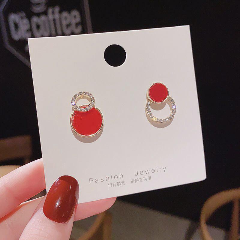 Asymmetric Black Round Stud Earrings Exquisite Small Earrings for Girls Korean Ear Jewelry Unusual Earrings bijoux femme