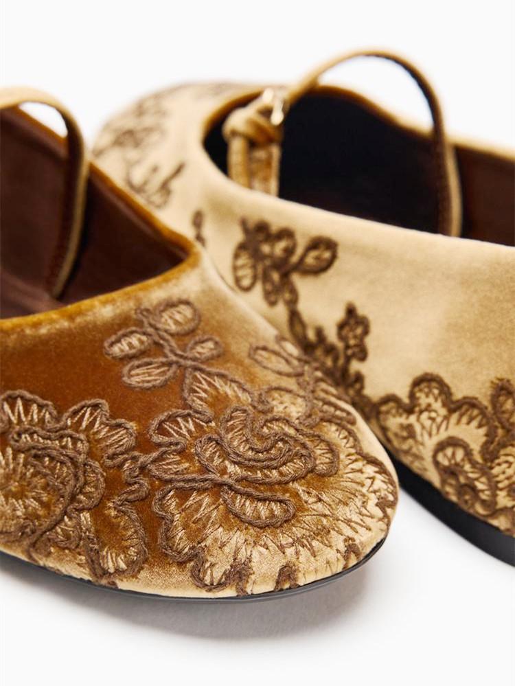 Fashion Velvet Effect Embroidered Flowers Ballet Flats Women's Loafers Light Comfort Mary Jane Shoes Elegant Round Toe Belt Casual Flats