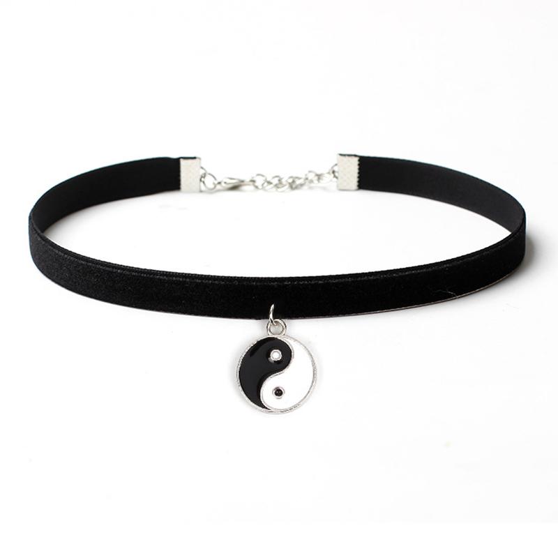 Goth Black Velvet Choker Necklaces Gothic Style Rope Women Neck Decoration Chocker Jewelry On Girl Neck Accessories