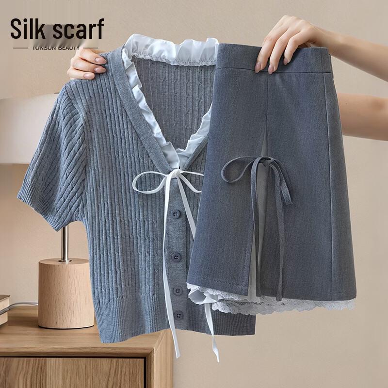

Women s Contrast V-Neck Knitted Short Sleeve Top One Size