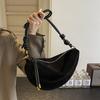 Superbeliebte Nischen-Wildleder-Schultertasche aus Kunstwildleder für Damen 2025 Heißer Verkauf Einzelne Umhängetaschen Unterarm-Knödel Süße Taschen sac