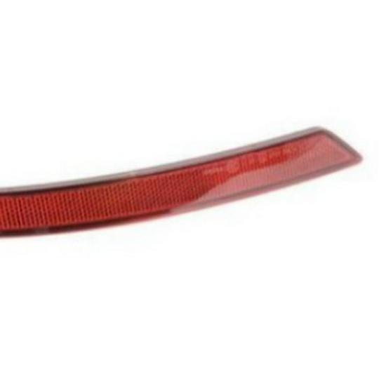 BMW 6 Series F12/F13 Rear Bumper Reflector (Part Numbers: 63147844023, 63147844024)