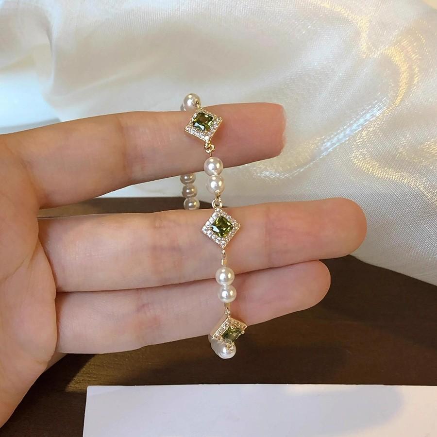 Retro French Inspired Geometric Zircon Pearl Bracelet For Women Gift Seasonal