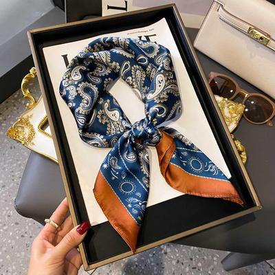 Accessori – Sciarpe e foulard