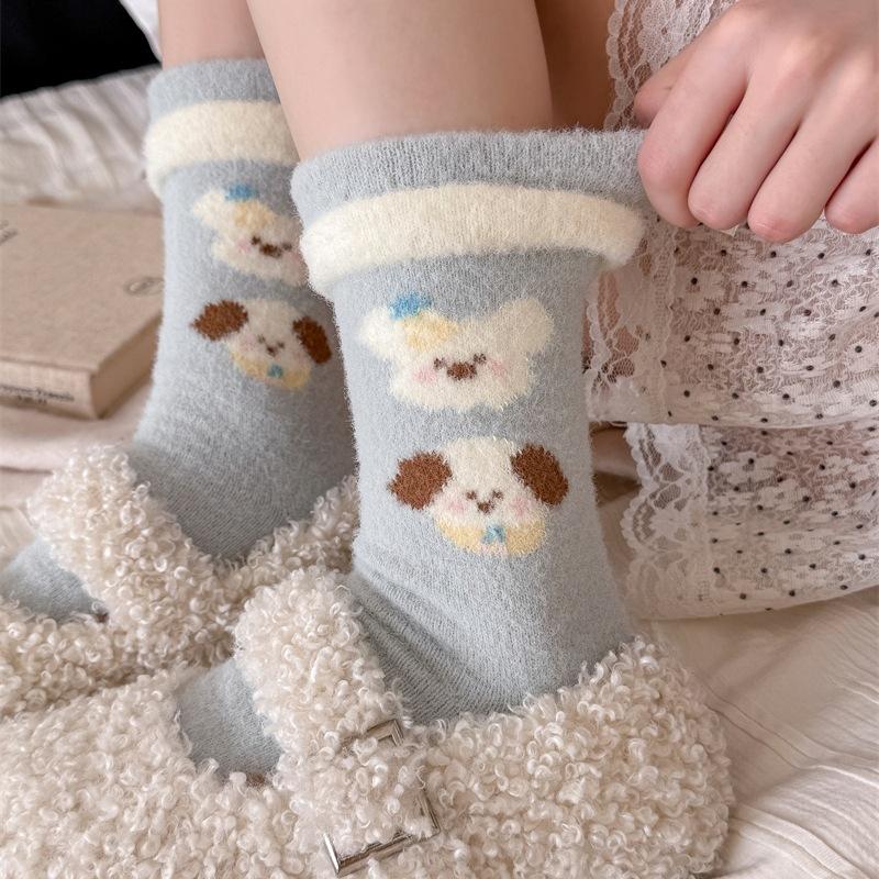 Australian Fleece Socks Cartoon Dog Love Pile Socks Thickened Warm And Cute Home Floor Sleeping Socks Winter