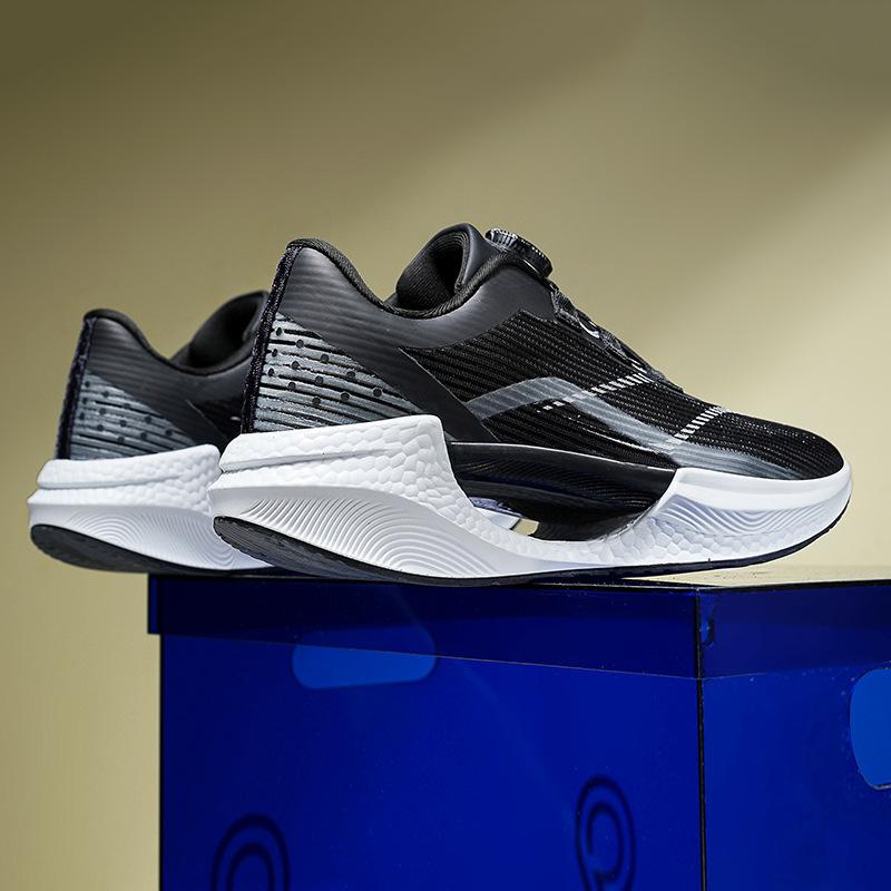 

Sneakers men s low-top fly-woven new student running Guochao rotating button men s shoes sneakers 44