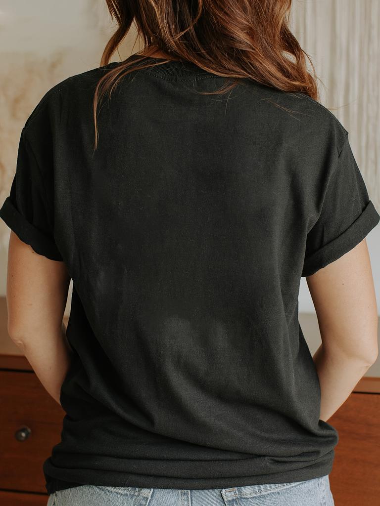 Summer Woman Fashion Top Vibrant Birds Print Crew Neck Short Sleeve Casual T-Shirt for Women Perfect for Summer Woman Clothing