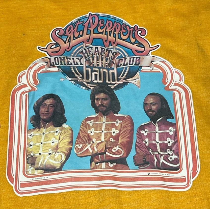 

Gold Color Vintage BEE GEES Lonely Hearts TShirt Full Size SU241 Unisex T-Shirt S