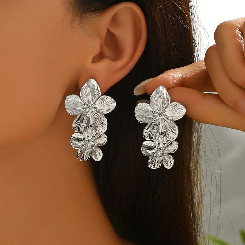 Bohemian Colorful Drip Oil Flower Pendant Earrings for Women Exaggerated Metal Long Double Flower Tassel Earrings Jewelry Gifts