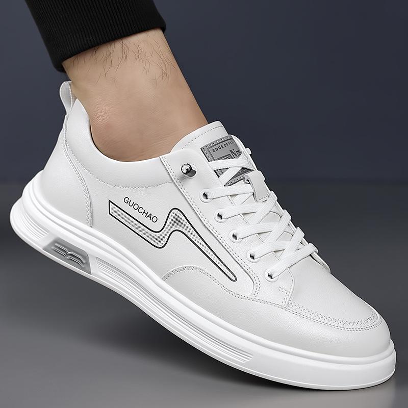 2025 New Men's White Shoes Versatile Trend Flat Shoes Leather Single Shoes Fashion Light Mouth Shoes Casual Shoes