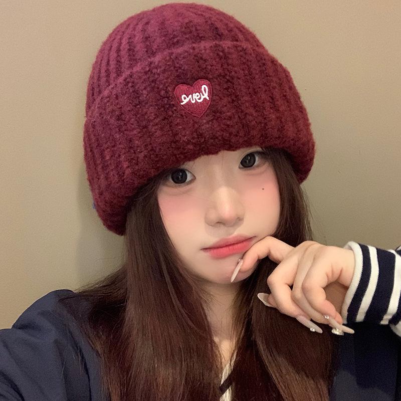 Simple and thick love knitted hat for girls, thickened and cute wool hat for autumn and winter, warm ear protection hat for men