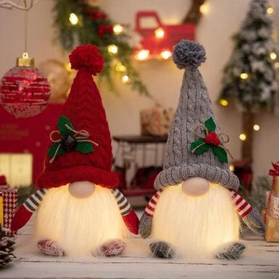 Decorazioni Natalizie per Bambole Luci di Natale Gnomo Cappello Lavorato a Maglia Decorazioni per Bambole Illuminate
