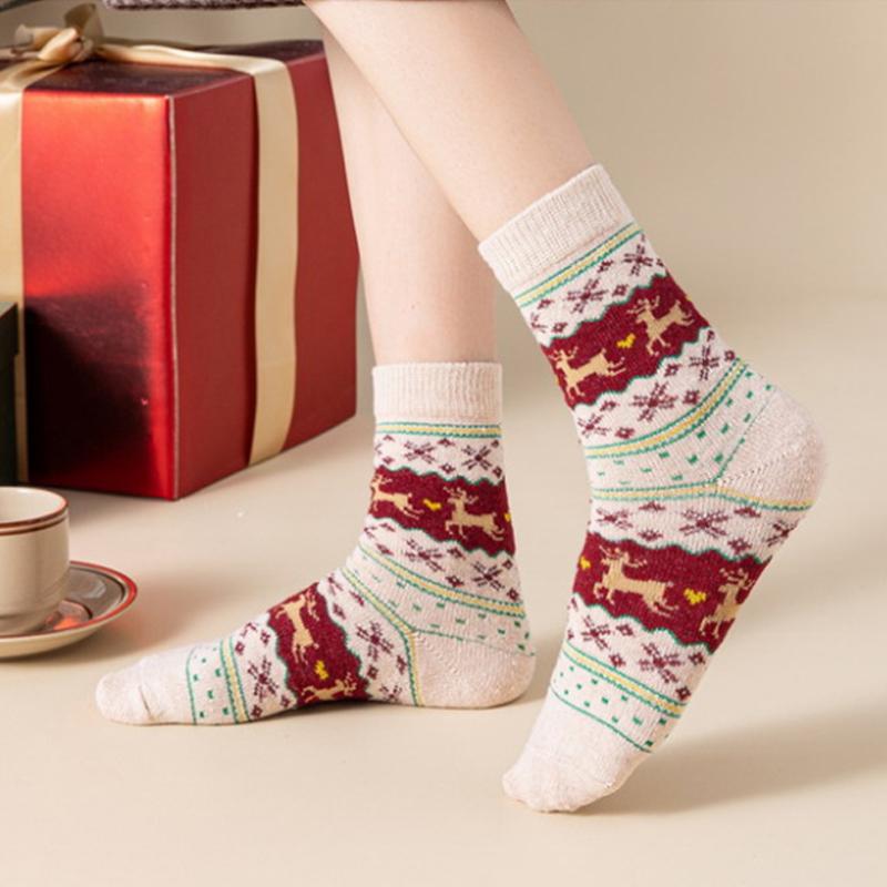 1 Pair Christmas Themed Socks Cute Cartoon Warm Colorful Lightweight Feel Elk Skin-Friendly Multi-element Comfortable