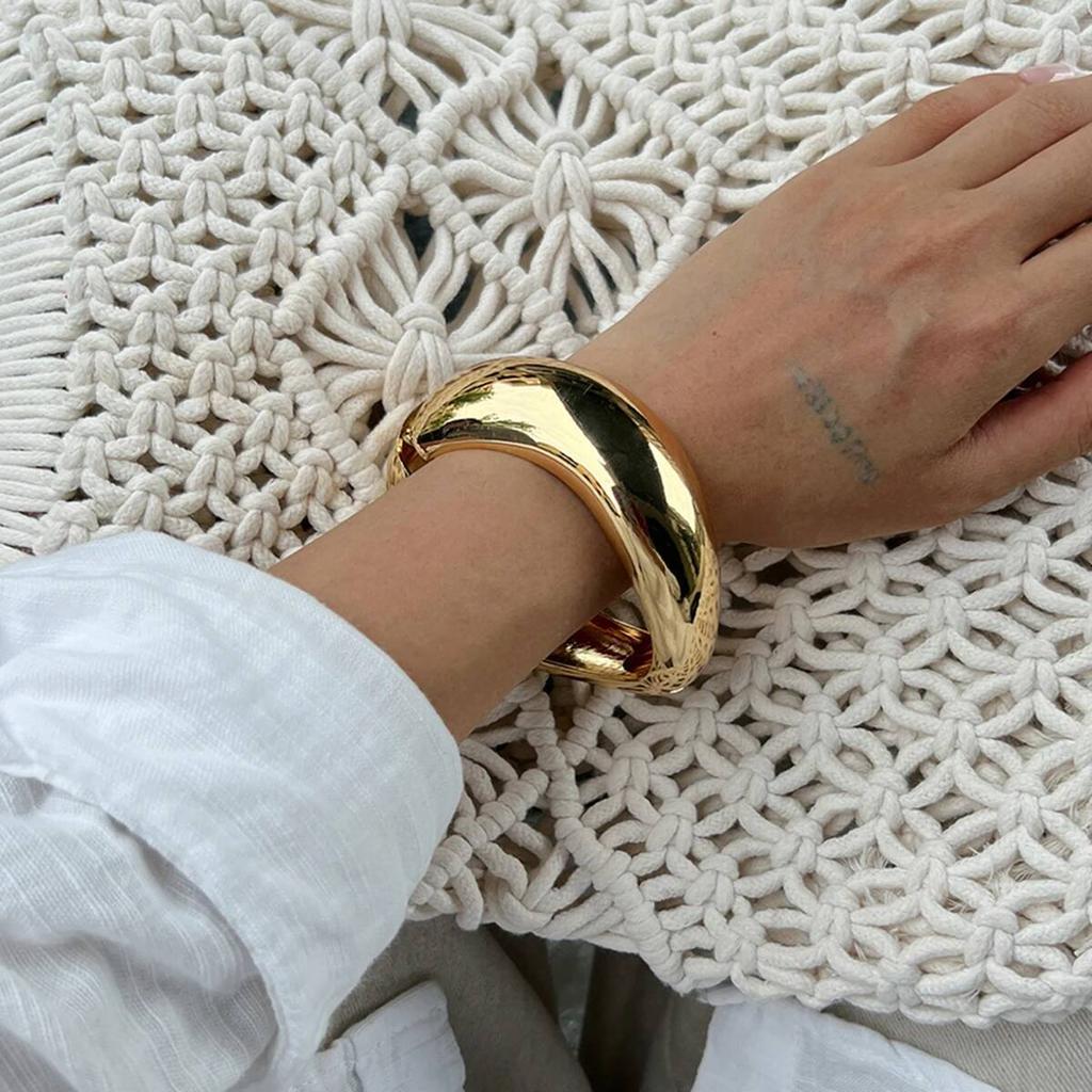 Ingemark 4 Styles Punk Thick Resin Acrylic Wide Bracelets for Women New Trend Boho Irregular Chunky Bracelets Y2K Jewelry Gift