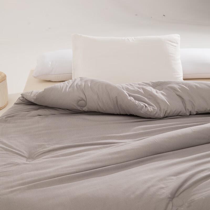 MUJI Thermostatic Soybean Striped Double Quilt