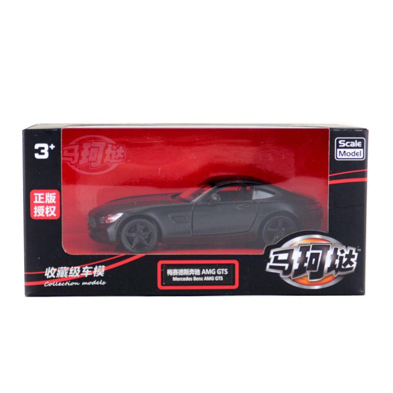 

Имитация модели спортивного автомобиля Mercedes Gts для коллекции и демонстрации