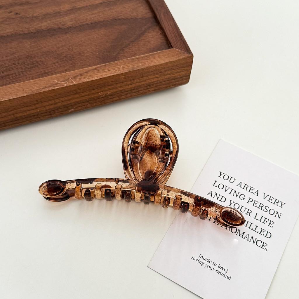 Stylish French Vintage Extra Large Hair Claw Clip For Women In Versatile Colors